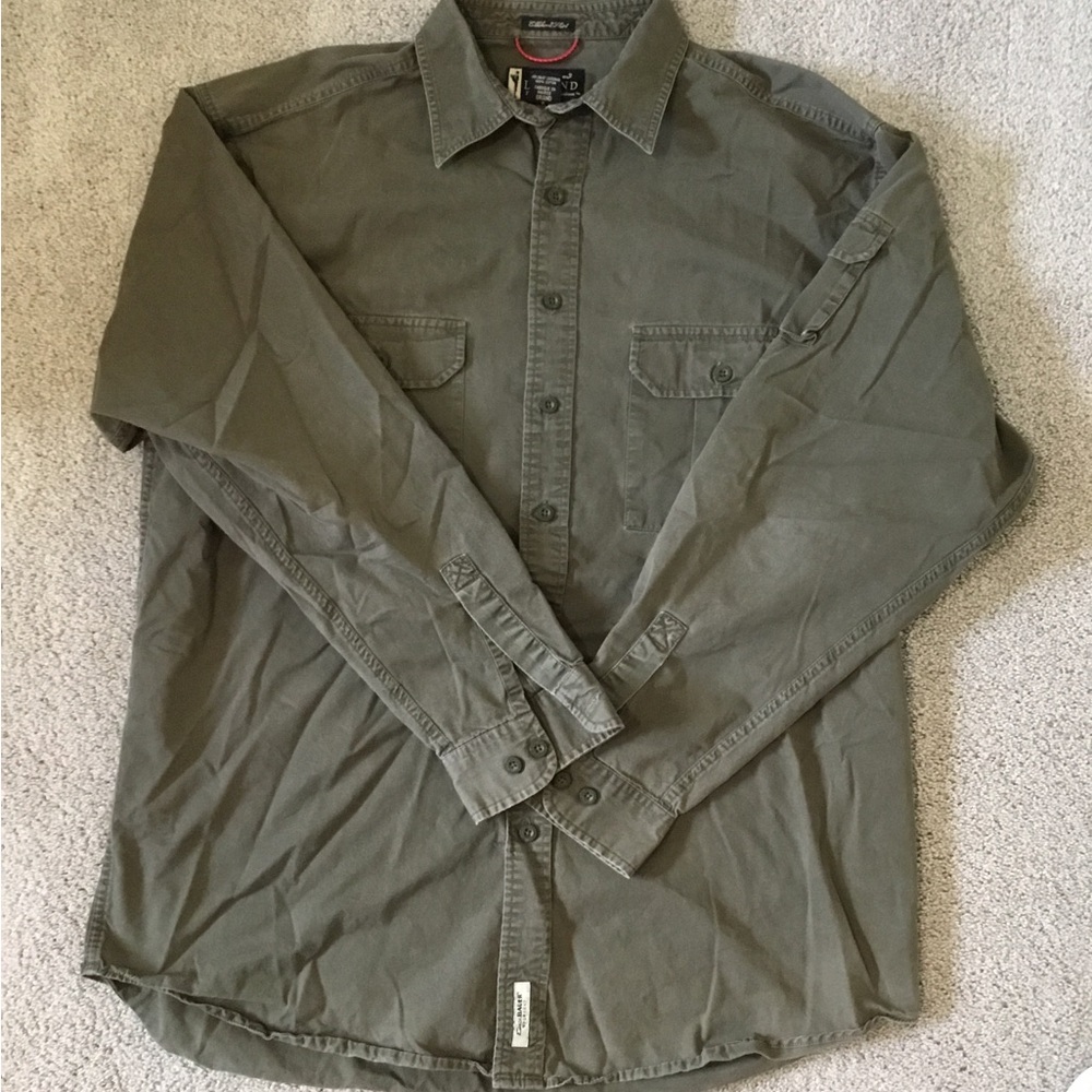 Eddie Bauer Olive Green Elkhorn Casual Button-Front Shirt